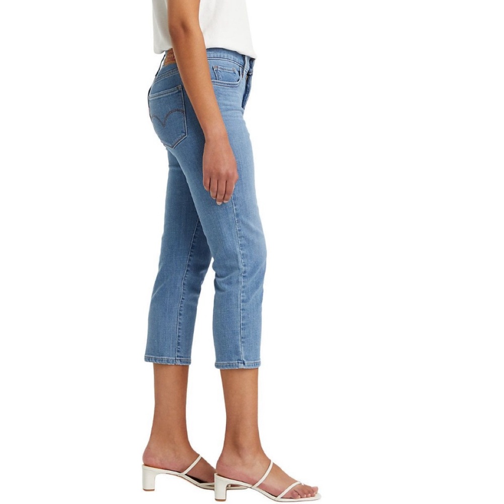 NWT Levi’s Shaping Capri Jeans 311 Stretch Smoothing Tummy Panel 10  14 20W New - Picture 2 of 11